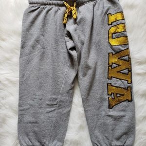 Ladies Juniors Iowa Hawkeyes Sweat Capris XL
